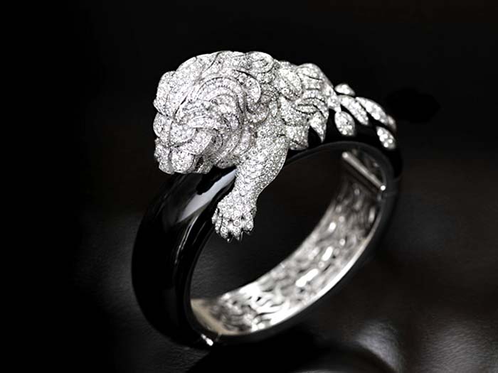 pierścionek z diamentami Chanel