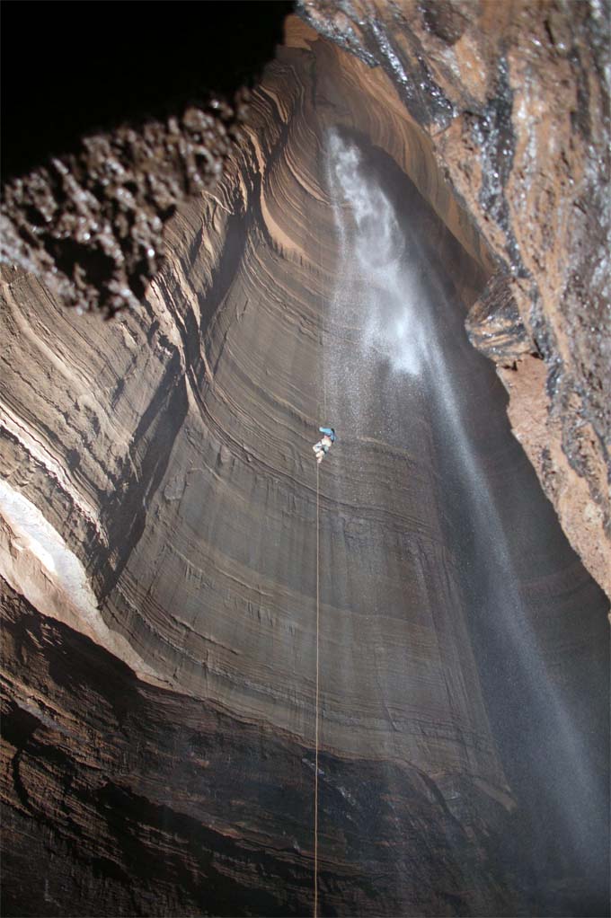 Jaskinia Fantastic Pit 