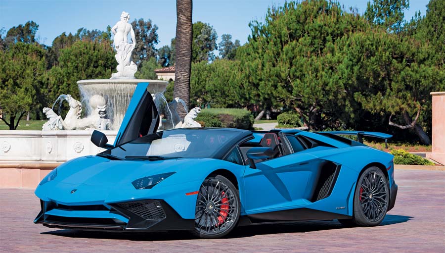Lamborghini Aventador LP 750-4 SV Roadster