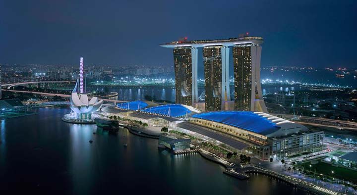 Marina Bay Sands Hotel w Sigapurze Singapur centrum
