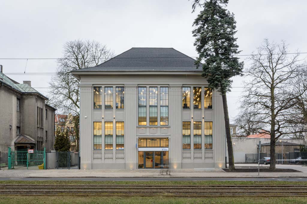 Baumit budynek biurowy ENEA al Wojska Polskiego Szczecin